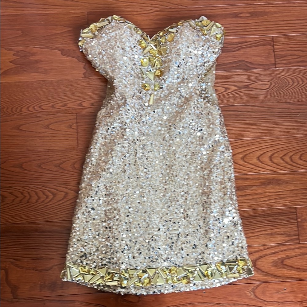 Elegant Gold Sequin Dress